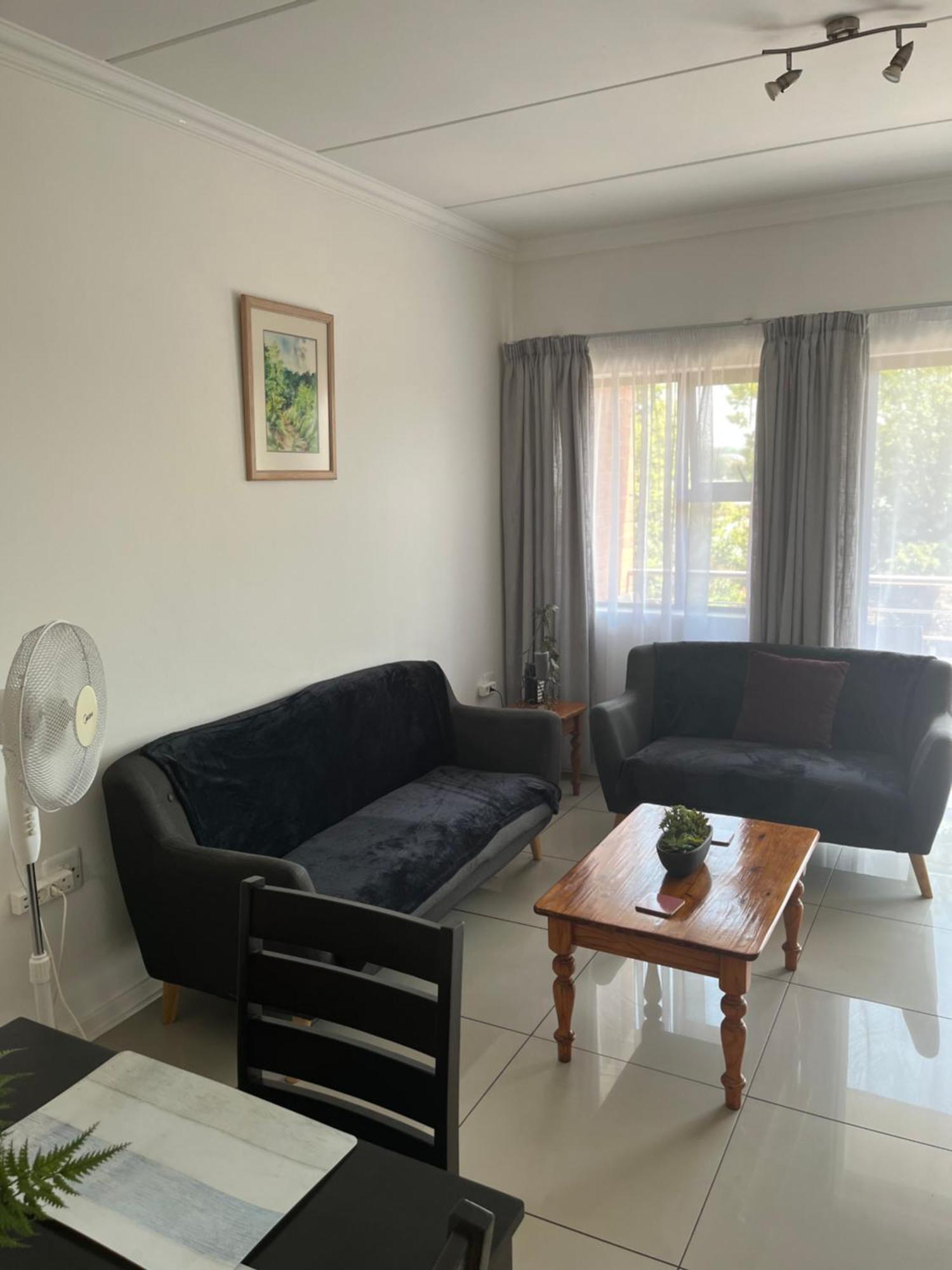 Or Tambo Self Catering Apartments, The Willows Boksburg Eksteriør billede