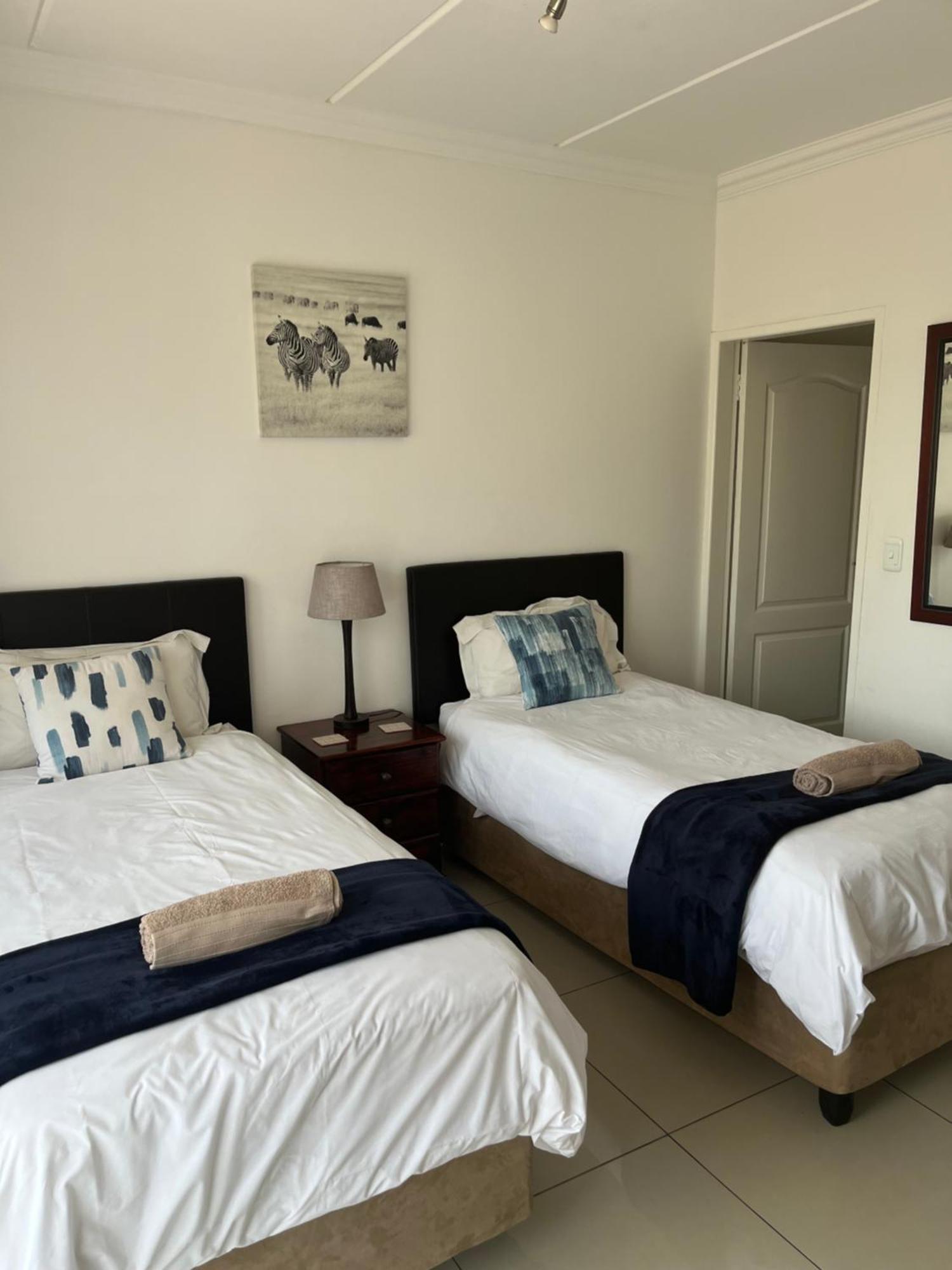 Or Tambo Self Catering Apartments, The Willows Boksburg Eksteriør billede